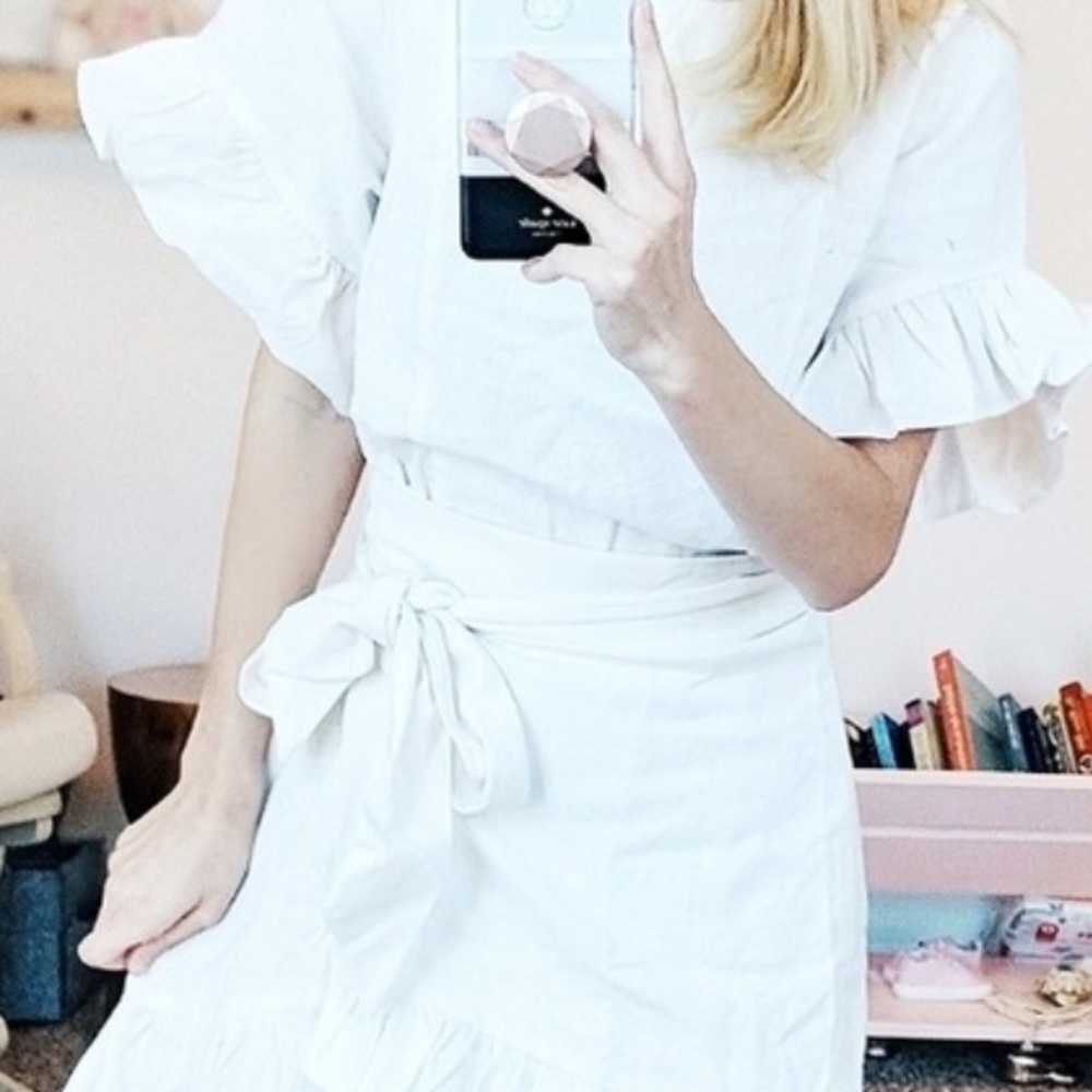 Socialite white wrap dress size large